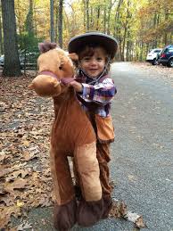 These 25 pint size trick-or-treaters have already won Halloween