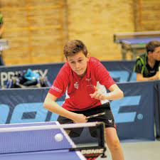 Die Ersten Fahrkarten Gelost Sport In Der Region