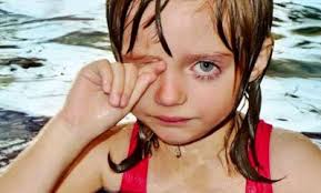 10 Ways To Protect Your Eyes While In The Swimming Pool
