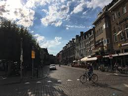 Muziekgieterij is het centrum voor popmuziek in maastricht. Maastricht Academic Studies Abroad