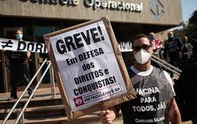 Se não ocorrerem avanços para uma proposta que contemple as reivindicações dos metroviários, a assembleia deverá votar a greve a partir da quarta (19). Metroviarios De Sp Podem Entrar Em Greve A Partir Desta Quarta