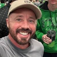 Lisa Vowell's Instagram, Twitter & Facebook