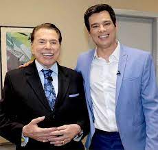 Assista ao vídeo mais recente de celso portiolli (@portiolli). Celso Portiolli Diz Que Ja Teve Mais Liberdade Com Silvio Santos E Fala Sobre Apresentar Ao Lado Do Dono Do Sbt Um Sofrimento Estrelando