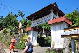 Address, phone number, tekaan telu waterfall reviews: Tekaan Telu Waterfall Tomohon Destimap Destinations On Map