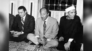 محمد أنور السادات هو الرئيس الثالث لجمهورية مصر العربية بعد الرئيسين: ÙØ­ÙØ¯ Ø£ÙÙØ± Ø§ÙØ³Ø§Ø¯Ø§Øª