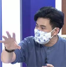 จากกรณีที่อาการน้าค่อมตอนนี้ ไม่ค่อยดีเท่าไร ต้องใส่เครื่องช่วยหายใจที่ปาก เพราะมีอาการปอดอักเสบ โดยเมื่อวานนี้ (22 เม.ย.64) อาการหนักลงไปอีก. F4rothnxkwnebm