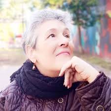 Painting of a male kestrel 🎨🖌️ Inspired by watching generations of these  falcons grow up in my garden🦅 👉Shop:  https://www.robertefuller.com/products/kestrel-limited-edition-print-robert-e-fuller