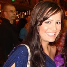 Dani Lewis (@DaniellyLewis)