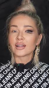 Angela Sheedy's Instagram, Twitter & Facebook