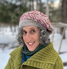 Now that the recipient got his Bday present I can share this in my group 😁  Gollum from Lord of the Rings The small one was my first make with him but