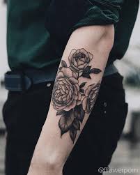 Flower tattoos make for some of the most versatile tattoos for men and women. Pin On Tattos