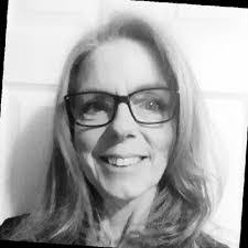 Elisha Walters's Instagram, Twitter & Facebook