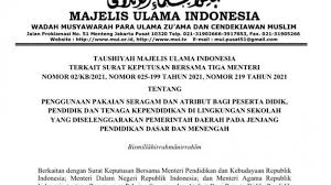 Salah satu poin dalam skb tersebut, melarang pemda atau sekolah mengkhususkan seragam dan atribut dengan keagamaan tertentu. Tausiyah Mui Skb 3 Menteri Terkait Pakaian Seragam Sekolah Langgar Uud 1945 Ini Isi Lengkapnya Halaman All Warta Kota