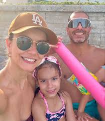 What was supposed to be just a quick Tuesday trip to Abu Dhabi to renew a  passport… turned into a fun and unforgettable family day! 💫 We spent the  day at The