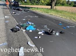 È accaduto lungo il tratto della bretella di collegamento tra le autostrade a1 e a21 nel. Voghera 03 09 2020 Scontro Moto Auto Un 28enne Portato In Gravi Condizioni Al San Matteo Vogheranewspavia