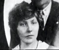 Ann Mitchum's Instagram, Twitter & Facebook