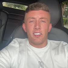 Daniel Canavan (@danielcanavan18)