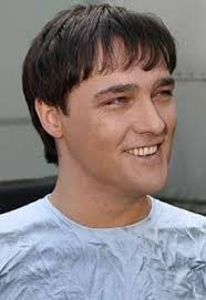 Jun 07, 2021 · жена вади абу нассара и его младшая дочь, вместе с которыми в тот день он уехал из города, винят себя за то, что их не было рядом. Yurij Shatunov Foto Biografiya Semya Lichnaya Zhizn Aktery Kino Artisty Estrady Fotoalbomy Koncerty Zvezd Estrady