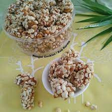 Lalu taruh pada wadah lebar beralaskan kertas hingga dingin. Kue Kering Nougat By Maryati Arief Langsungenak Com