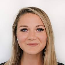 Stephanie Pardee's Instagram, Twitter & Facebook