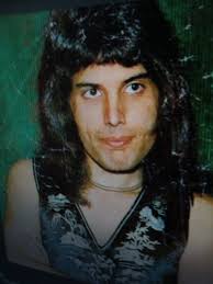 ON THIS DAY In Queen History FOR 10 November 2025 QUEEN: 1974 The  Guildhall, Preston; 1975 'Bohemian Rhapsody' filmed Elstree Studios,  London; 1977 “News Of The World” entered UK album charts No