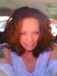 Julie Cribb's Instagram, Twitter & Facebook