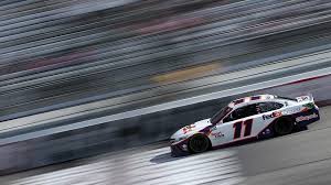 All they have to do is take nascar thunder 2004's career mode and transfer it to this generation. Y23hdj820odcym