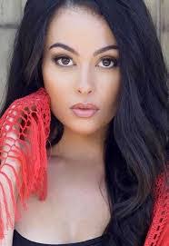 Doris Ashley's Instagram, Twitter & Facebook