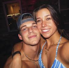 What a beautiful day to be with such beautiful people. Thank you @ulphimu  for giving me the chance of long lasting friendships🫶💗✨(swipe to see a  cutie patootie)