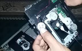 Karena kerusakan dvd yang sering terjadi disebabkan karena dinamo spin tersebut. Cara Memperbaiki Optik Dvd Yg Lemah Cara Memperbaiki Tv Cute766