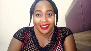 Lokacin ina yarinya ban wuce shekara sha biyar ba ko na kai hakan ma kuwa ba zan iya tuna yawan shekaruna a lokacin ba. Cin Gindi Bayan Miji Ya Dawo Tafiya Muneerat Abdulsalam Youtube