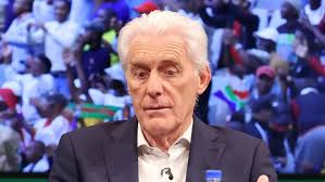 It has come to our attention as genuine fans of the Warriors that some  former exiled members of the Herald Sports desk are now joining forces  against the Warriors' coach. For a