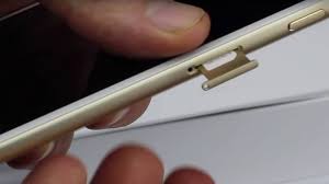 Place the new sim card into the bottom of the tray — it will fit only one way, because of the notch. How To Remove And Replace Correctly The Sim Card In Your Iphone 11 Iphone 11 Pro Or Pro Max
