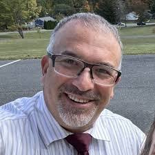 Sharon Barringer's Instagram, Twitter & Facebook