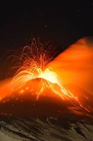 Mount Etna Eruption Video And Pictures Volcano Showers Sicily With Molten Lava And Ash Video Mount Etna Volcano Nature Lav Etna Eruption Sicily Volcano