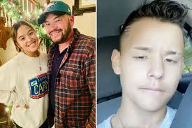 Jon Gosselin's fans wonder where troubled son Collin, 17, is as star shares  new photo with daughter Hannah after trip