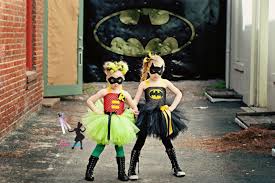 Disfraz de los locos adams. Ideas De Disfraz De Merlina Para Nina Que Se Puede Comprar Facilmente