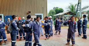 Insiden mobil loging pt.wks jambi. Terkait Phk 900 Karyawan Pt Wks Ini Tanggapan Cpi Riau Lantang