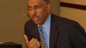 Trail of missteps leads African-American GOP chair Michael Steele to the  brink