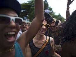 Gay Couples in Cuba Exchanged Vows During March for LGBT Rights