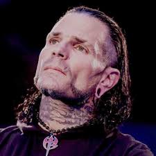 Matt & Jeff Hardy are still free agents and are working in TNA without  contracts