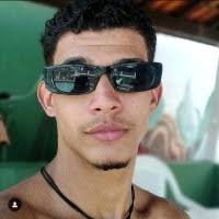 40+ "Pedro Varella" profiles