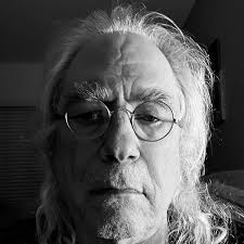 Richard Ettinger's Instagram, Twitter & Facebook