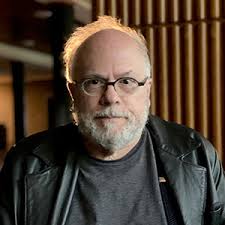 Debaixo da lua, dentro da rede