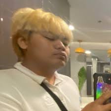 Liam Flores (@perseusliam)