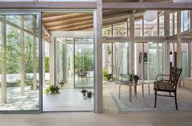Gallery Of House Surrounded By Hedges Studio Velocity 9 In 2020 Japanese House Design Home App House