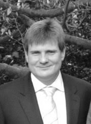 A High-Precision and High-Bandwidth MEMS- based Capacitive Accelerometer