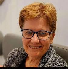 Jenny Wines's Instagram, Twitter & Facebook