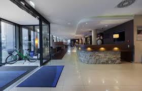 Freundlichkeit des personals, sauberkeit im hotel und badezimmer wurden die hotelzimmer im holiday inn express dresden city centre sind mit einer eigenen klimaanlage ausgestattet. Holiday Inn Express Dresden City Centre Hotel De