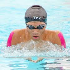 Balloon pilot Dana Thornton of Sacramento blasted hot air into his balloon 